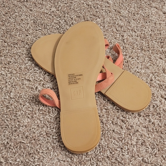 NWOT GAP toe cross slide sandals - Picture 4 of 5